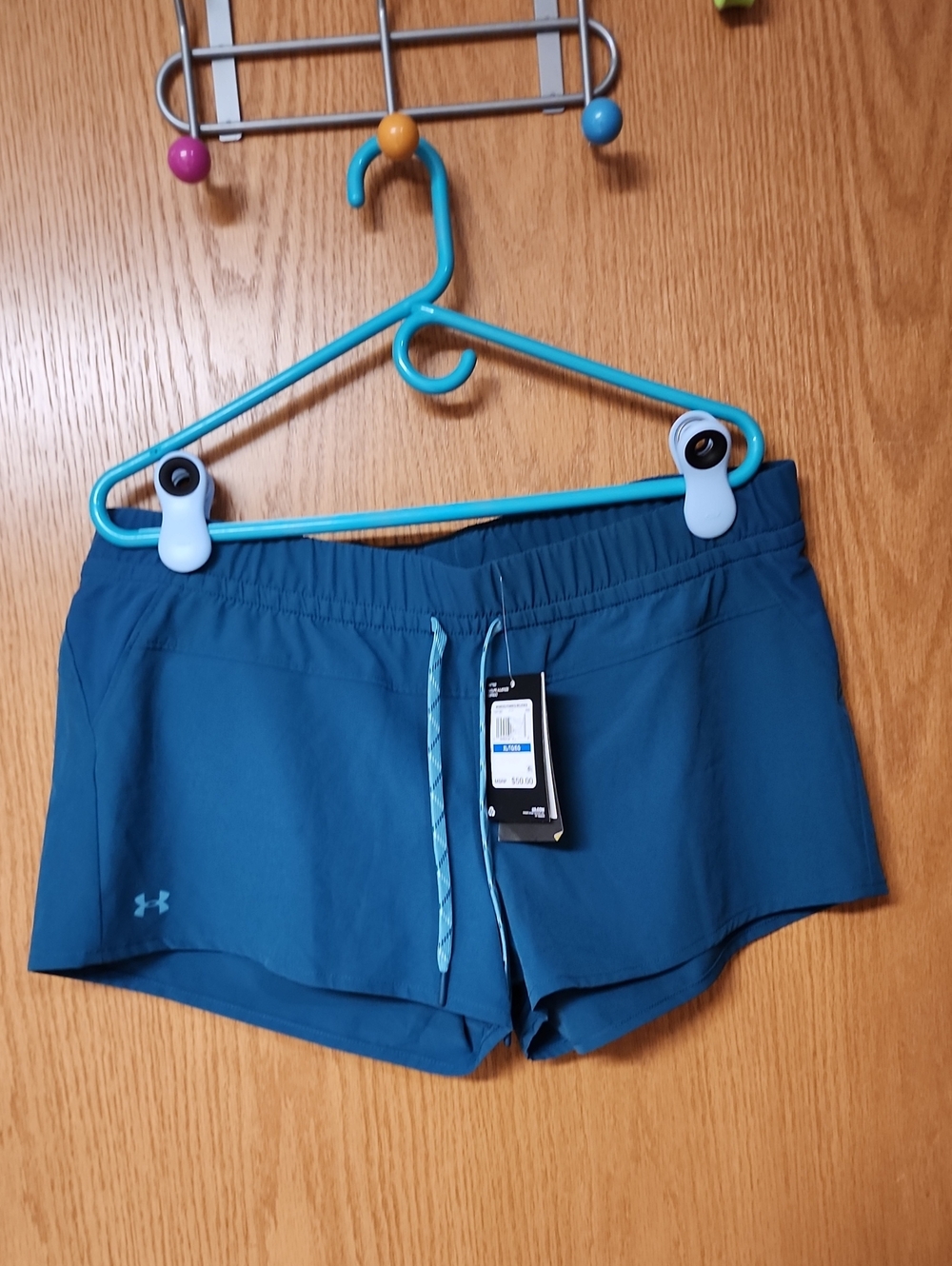 Under Armour Women's Teal Active Shorts XL nwt number 2026